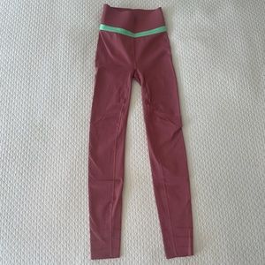 BRAND NEW Unused Fabletics Leggings Pink Size Extra Small
